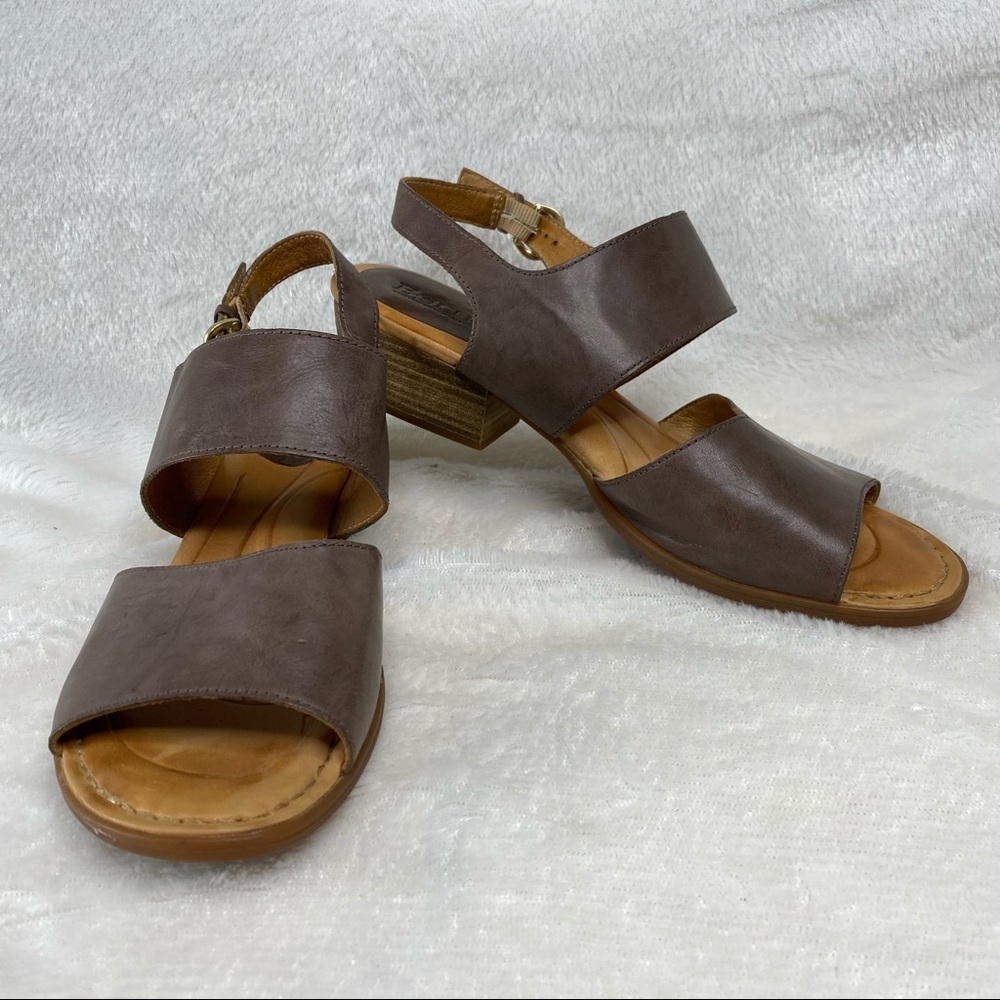 Born Ahna Strap Sandals